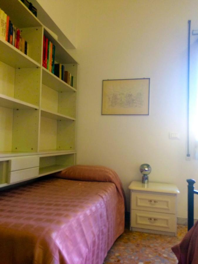 Roma Manuela'S Cozy Guest House Trastevere Exterior photo